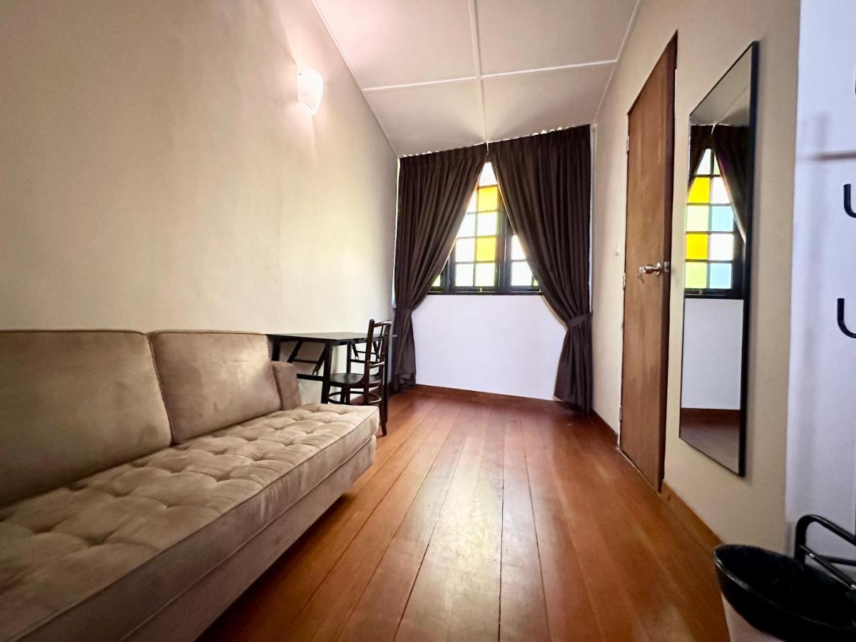 Madras Inn 58-1 Private Bathroom George Town Buitenkant foto